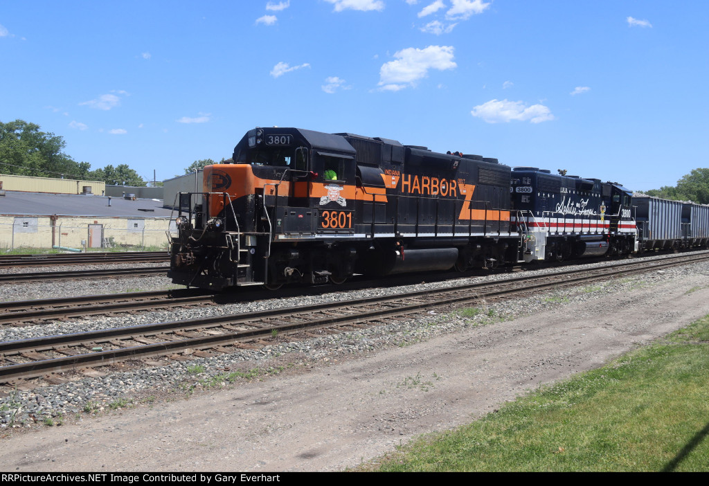 IHB GP38-2 #3801 & IHB GP38-3 #3800